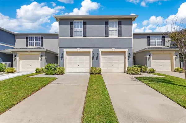 942 COQUINA ROCK ST, Orlando, FL 32828