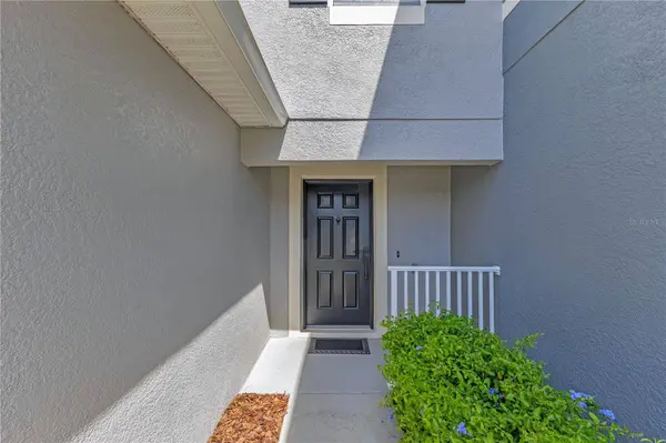 942 COQUINA ROCK ST, Orlando, FL 32828