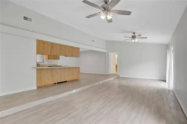 867 BENCHWOOD DR, Winter Springs, FL 32708