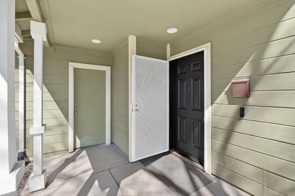 8337 Grand Cru DR, Sacramento, CA 95829