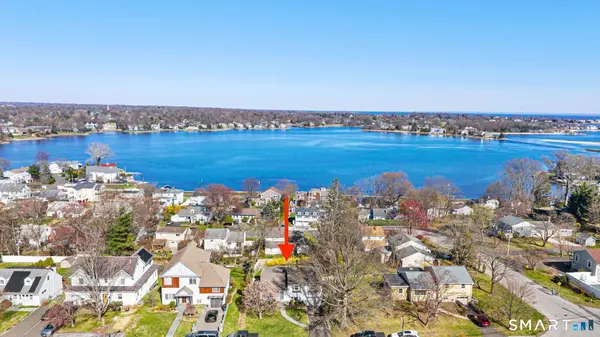 34 Andover Road, Stamford, CT 06902