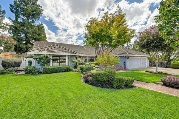 124 Gold Rock CT, Folsom, CA 95630