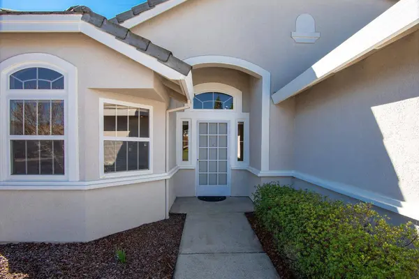 201 Saddlebag CT, Roseville, CA 95747