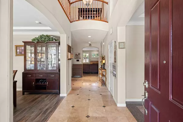 2566 Parkcrest WAY, Roseville, CA 95747