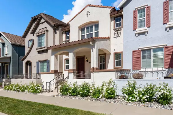 3049 Monument DR, Roseville, CA 95747