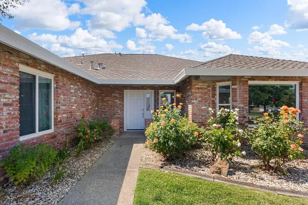 4916 El Don DR, Rocklin, CA 95677