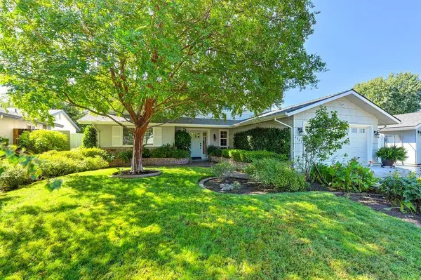 4722 Papaya DR, Fair Oaks, CA 95628