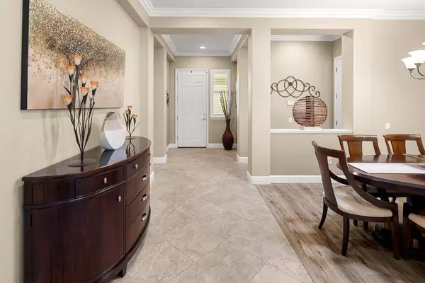 2016 Land End LOOP, Roseville, CA 95747