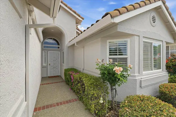 6480 Buckskin LN, Roseville, CA 95747