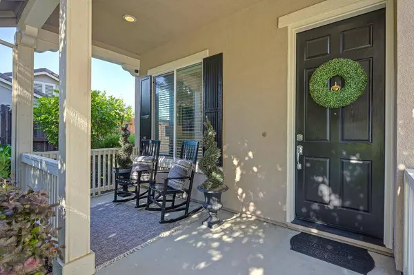 224 Barbrook CT, Roseville, CA 95747