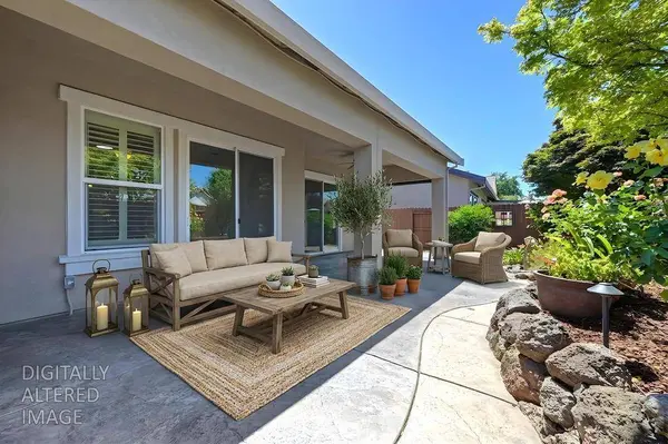 2438 Langtree DR, Roseville, CA 95747