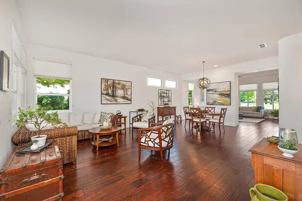 6433 Rose Garden LN, Roseville, CA 95747