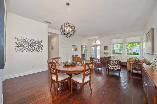 6433 Rose Garden LN, Roseville, CA 95747
