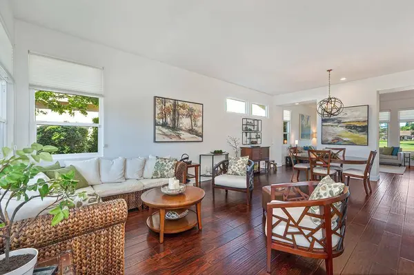 6433 Rose Garden LN, Roseville, CA 95747