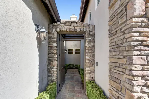 1808 Swallow Ridge WAY, Roseville, CA 95661