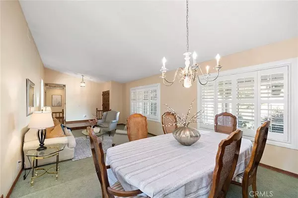 323 N Hacienda AVE, Glendora, CA 91741