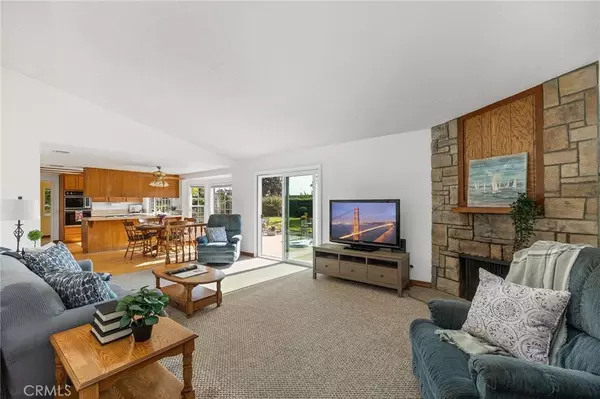 323 N Hacienda AVE, Glendora, CA 91741