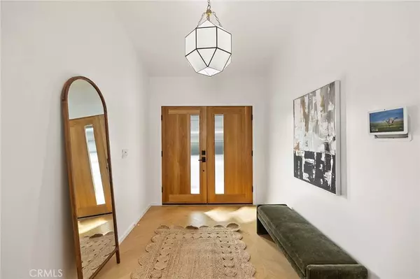 1848 N Altadena, Pasadena, CA 91107