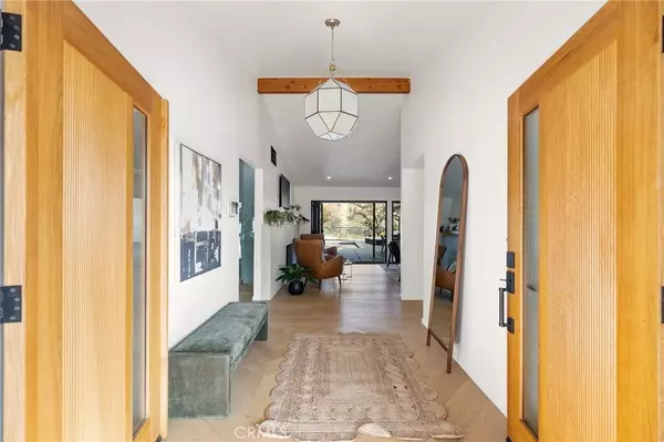 1848 N Altadena, Pasadena, CA 91107