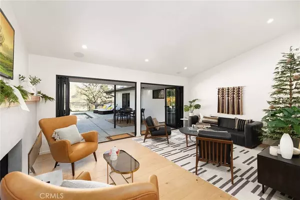 1848 N Altadena, Pasadena, CA 91107