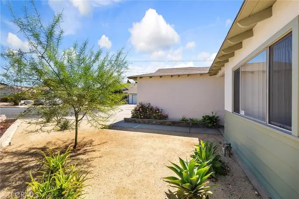1905 Alisar, Monterey Park, CA 91755