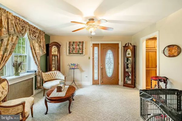 1908 DURHAM RD, New Hope, PA 18938