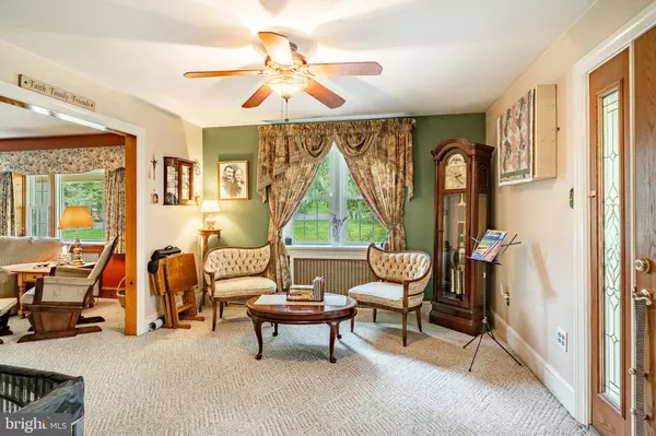 1908 DURHAM RD, New Hope, PA 18938