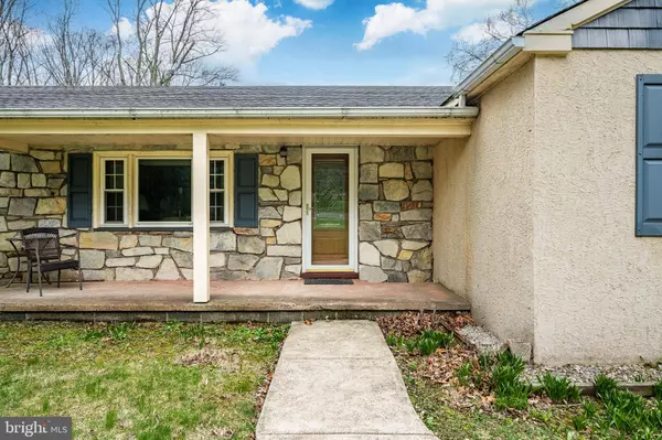 1908 DURHAM RD, New Hope, PA 18938