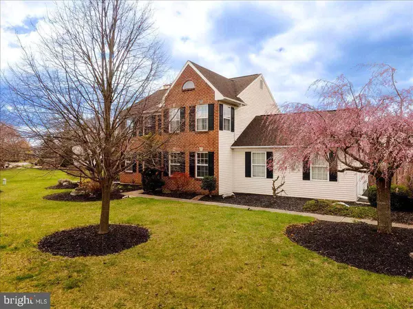 4417 LENOX DR, Bethlehem, PA 18017