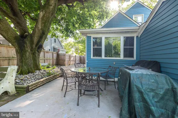 321 WILLOW RD, Hellertown, PA 18055