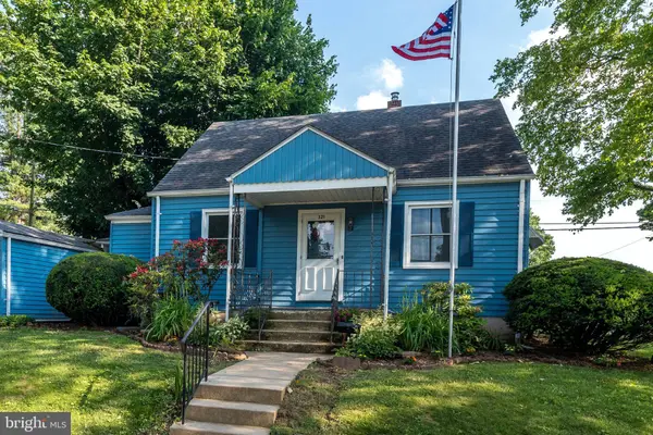 321 WILLOW RD, Hellertown, PA 18055