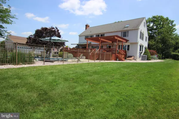 530 STATION RD, Quakertown, PA 18951