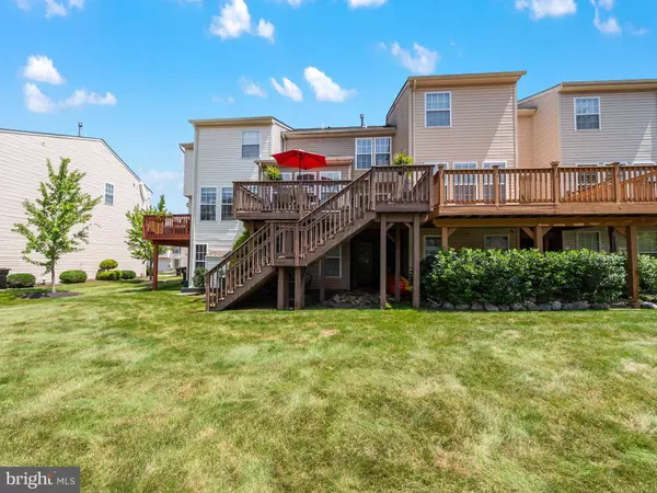 212 WINDSOR CT, Quakertown, PA 18951