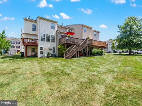 212 WINDSOR CT, Quakertown, PA 18951