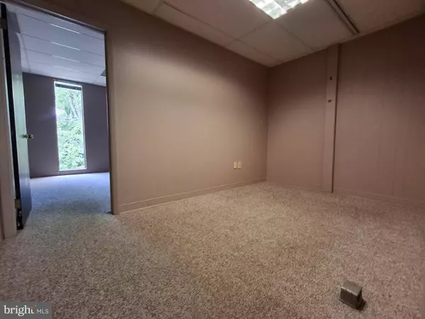 70 W OAKLAND AVE #312, Doylestown, PA 18901