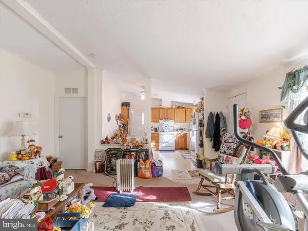 346 MAREGAN DR, Sellersville, PA 18960