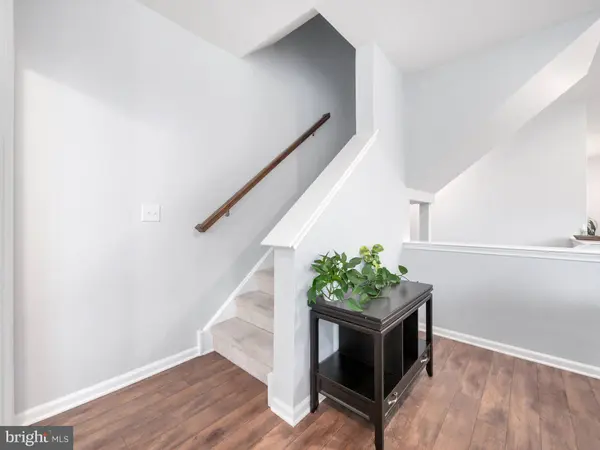 131 EDGEWATER CT, Quakertown, PA 18951