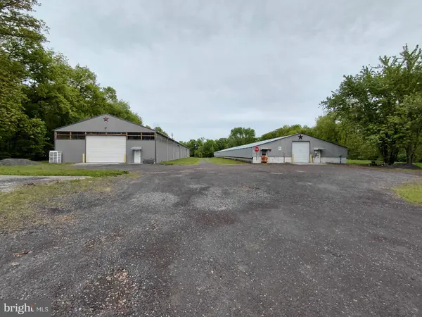 2715 DAHL RD, Quakertown, PA 18951