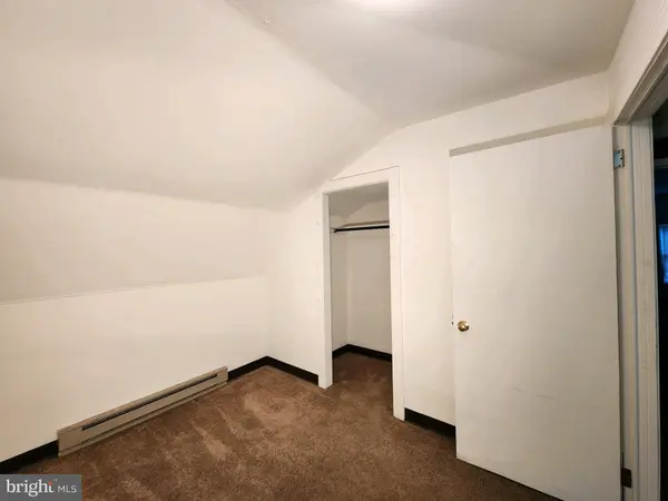 1926 HILLTOWN PIKE #6, Hilltown, PA 18927