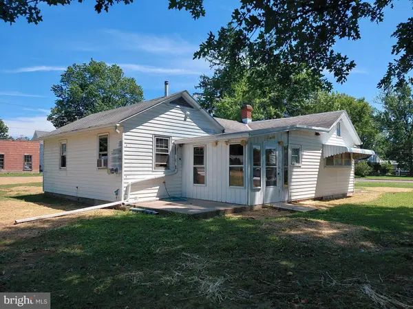 205 E MILL ST, Quakertown, PA 18951