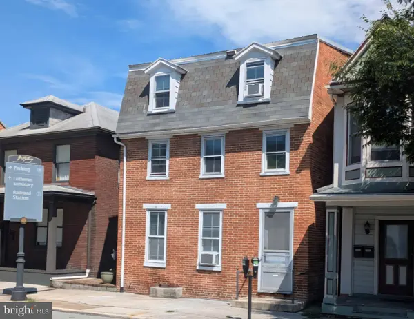 126 E YORK ST #3