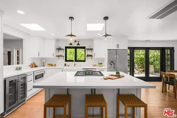 640 Redfield Ave, Los Angeles, CA 90042