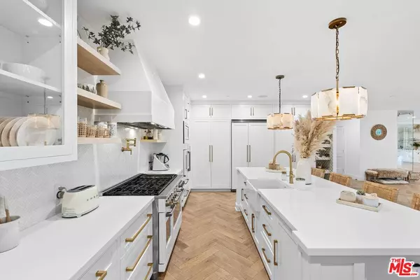 515 N Hillcrest Rd, Beverly Hills, CA 90210