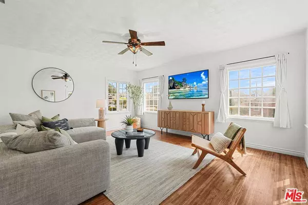 9813 S 3rd Ave, Inglewood, CA 90305