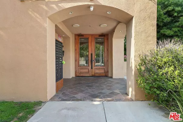 5303 Satsuma Ave #120, North Hollywood, CA 91601