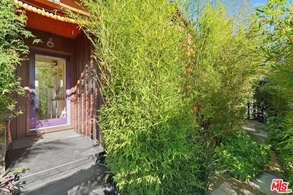 12909 Ida Ave, Los Angeles, CA 90066