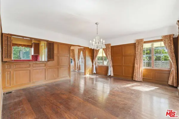 1140 Benedict Canyon DR, Beverly Hills, CA 90210