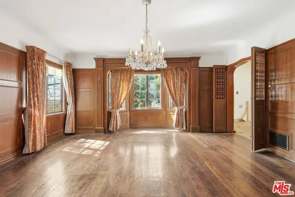 1140 Benedict Canyon DR, Beverly Hills, CA 90210