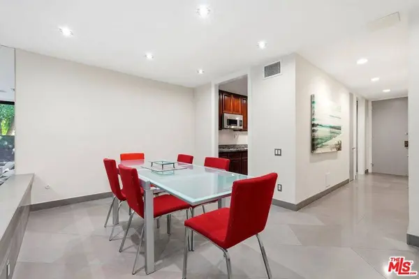 1033 Carol DR #T16, West Hollywood, CA 90069