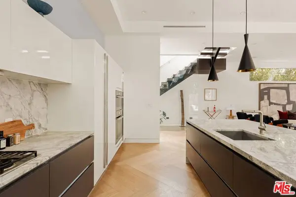 721 N Vista ST, Los Angeles, CA 90046